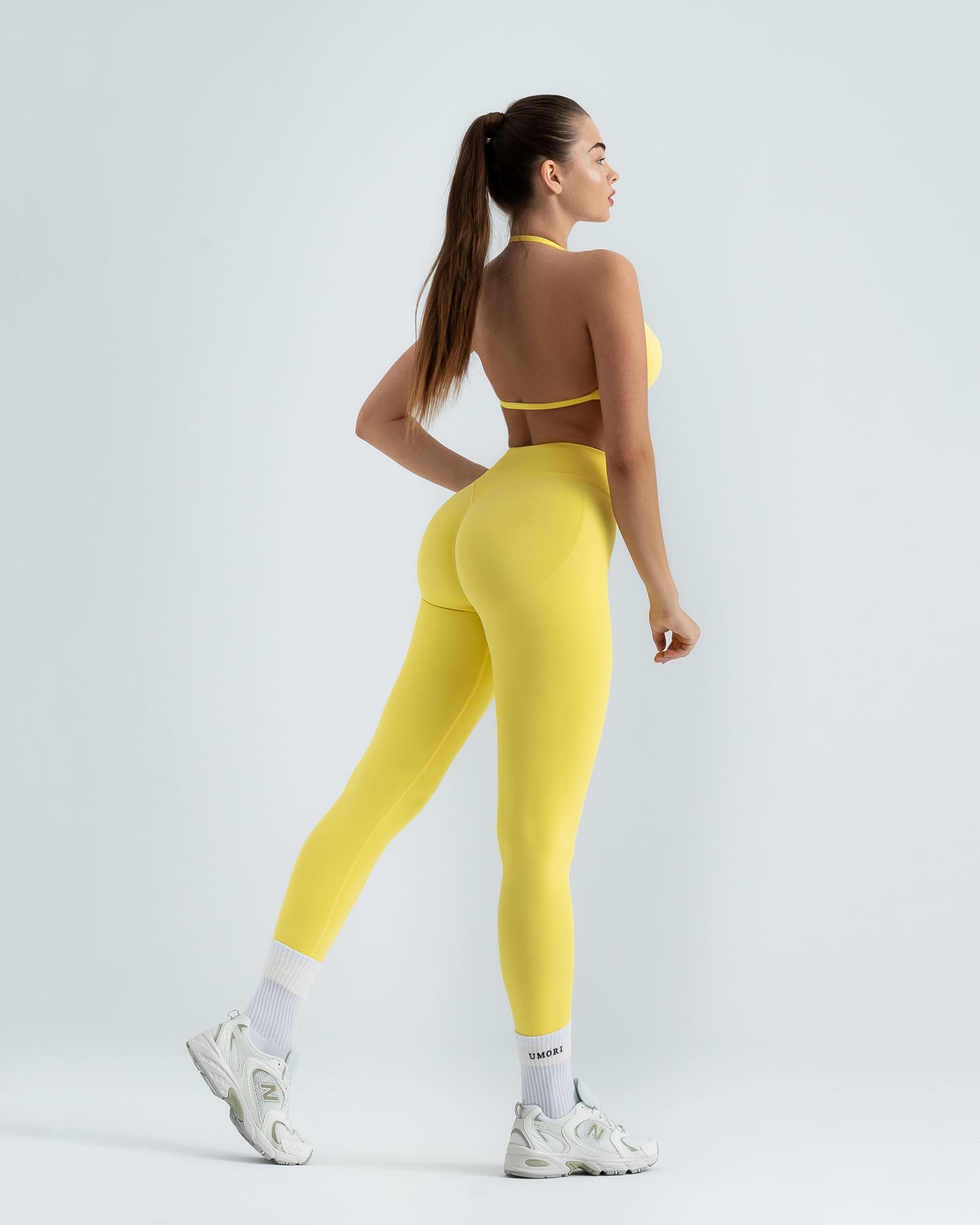 Sculpt-V Scrunch Leggings "Butter Yellow"