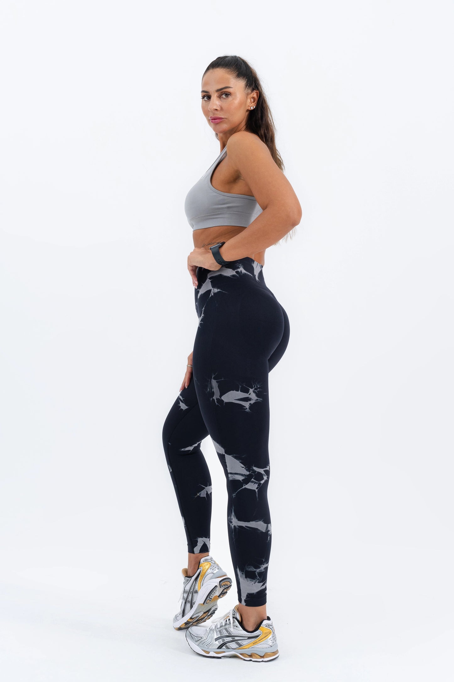 Tie Dye Scrunch Leggings Black Pattern