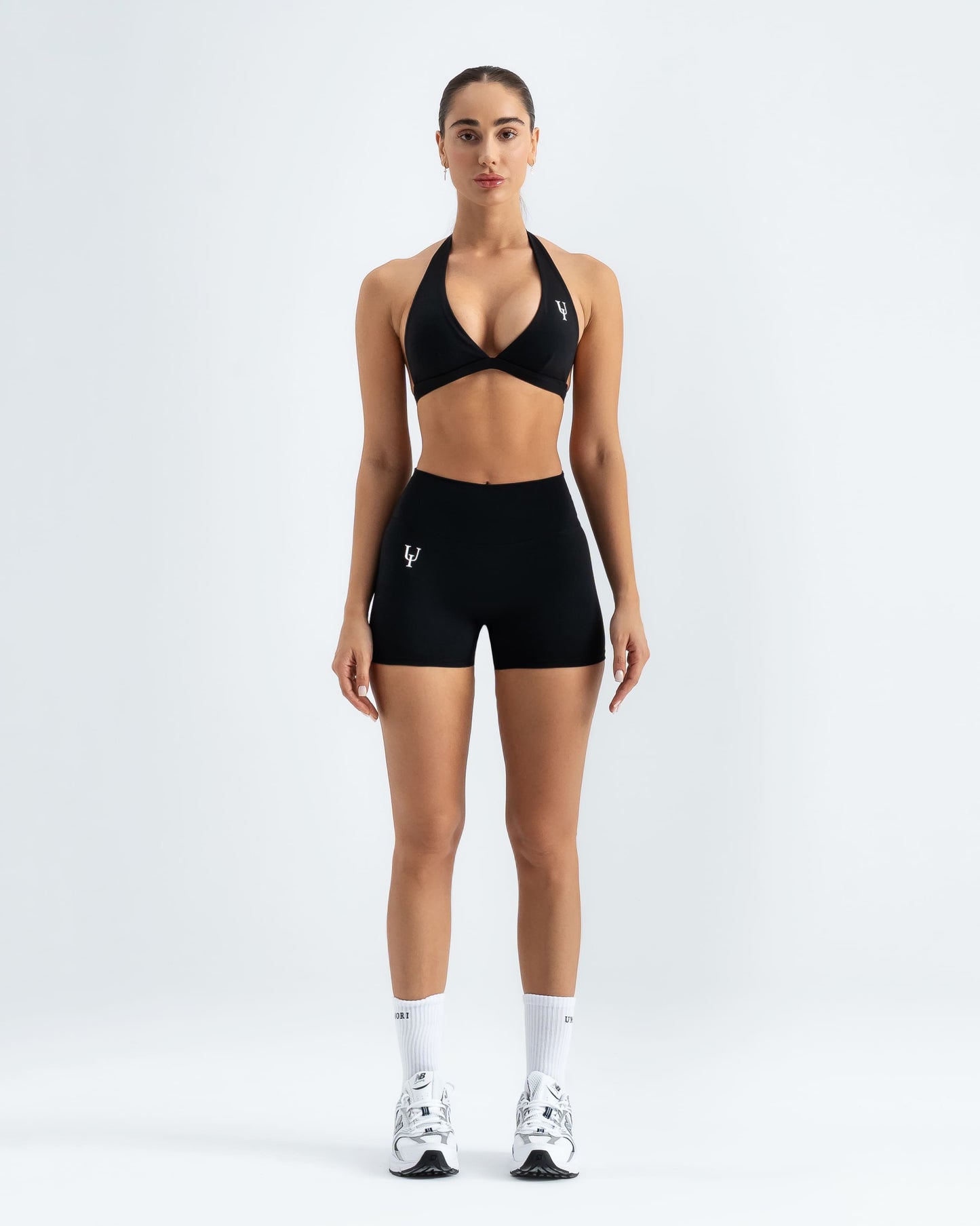 Sunkiss-V Scrunch Short "Obsidian Black"