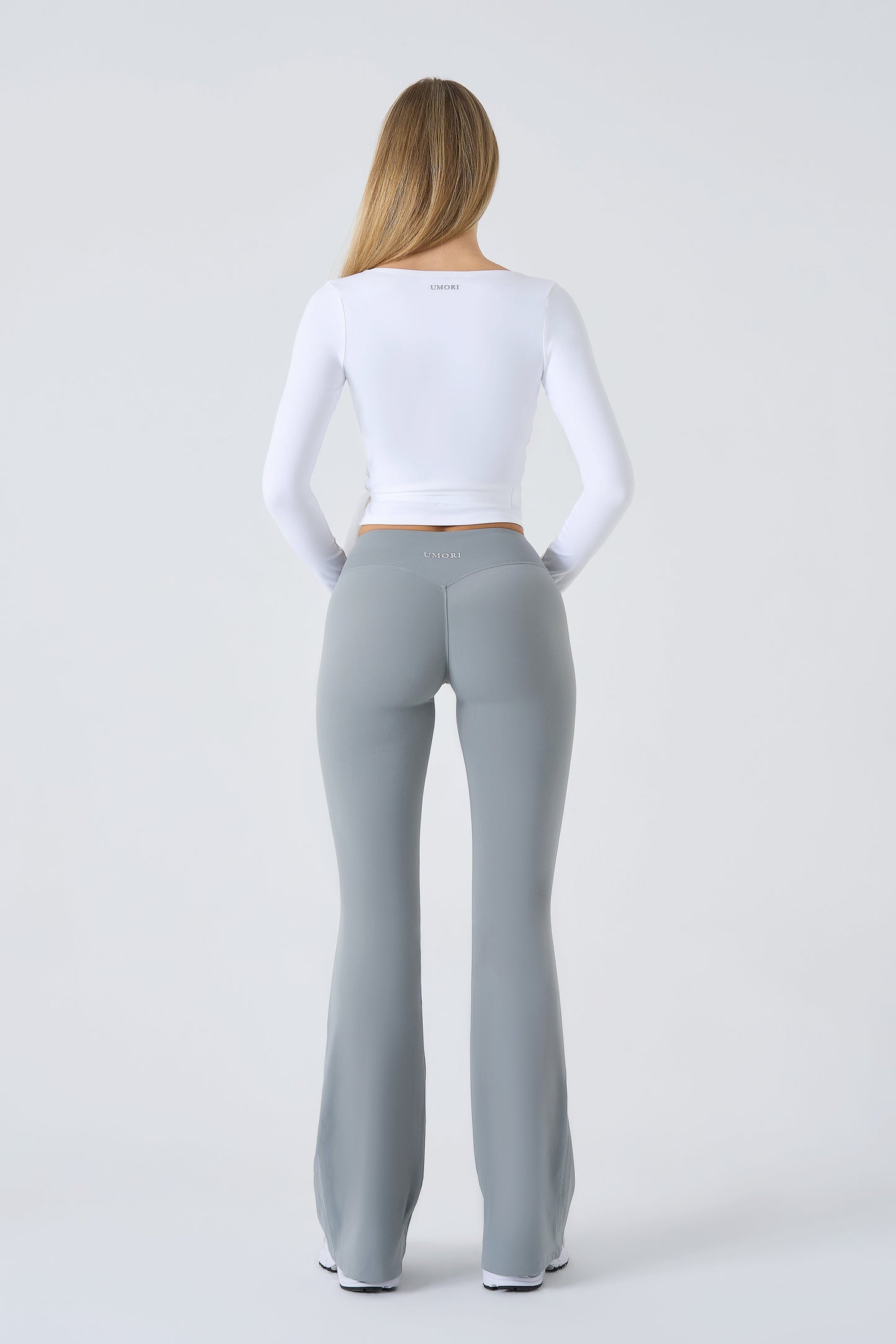 Galactic Aura Invisible Scrunch Flared Leggings "Cloudy Grey"
