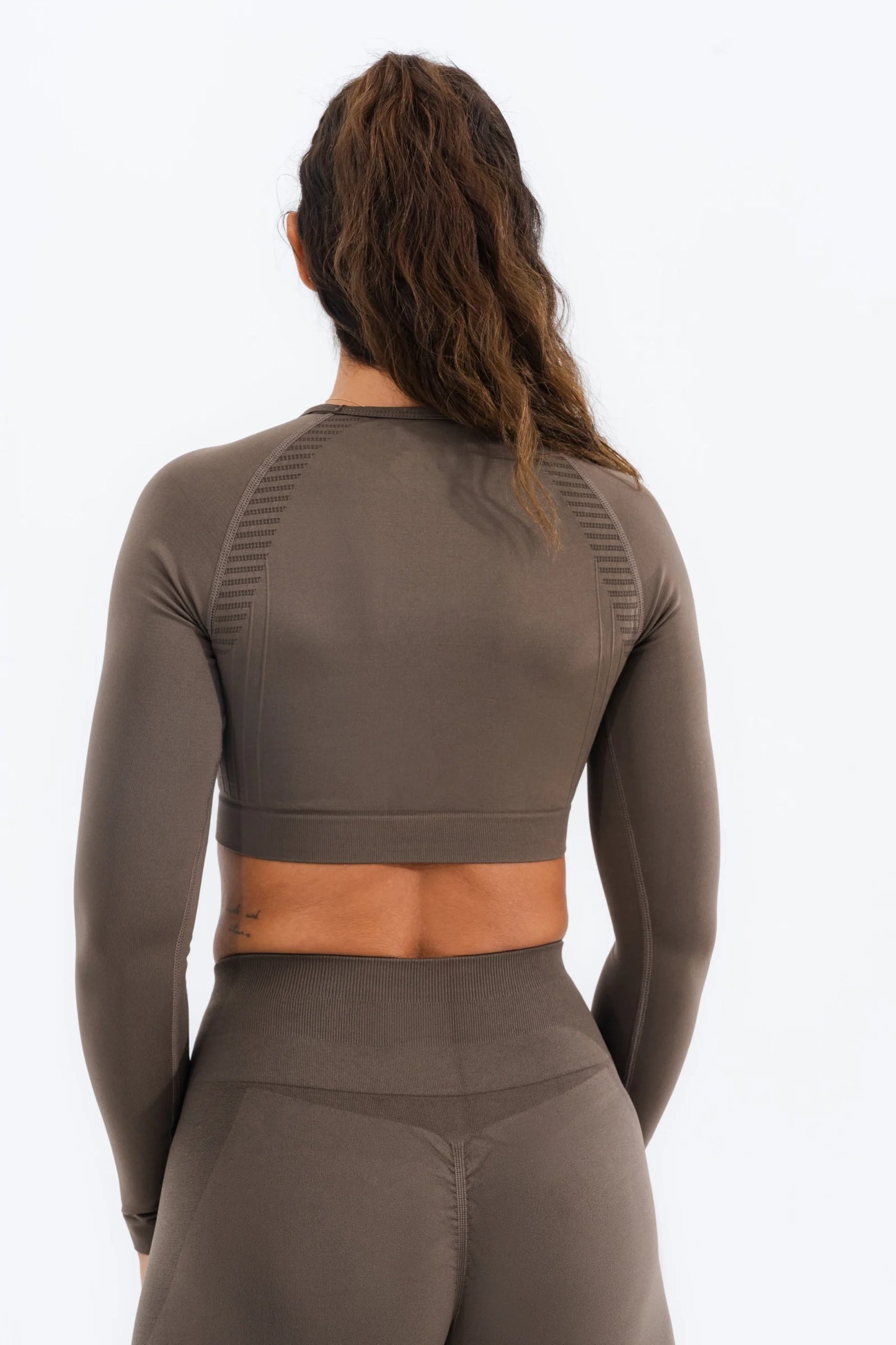 Zenith Long Sleeve Crop Top "Braun"